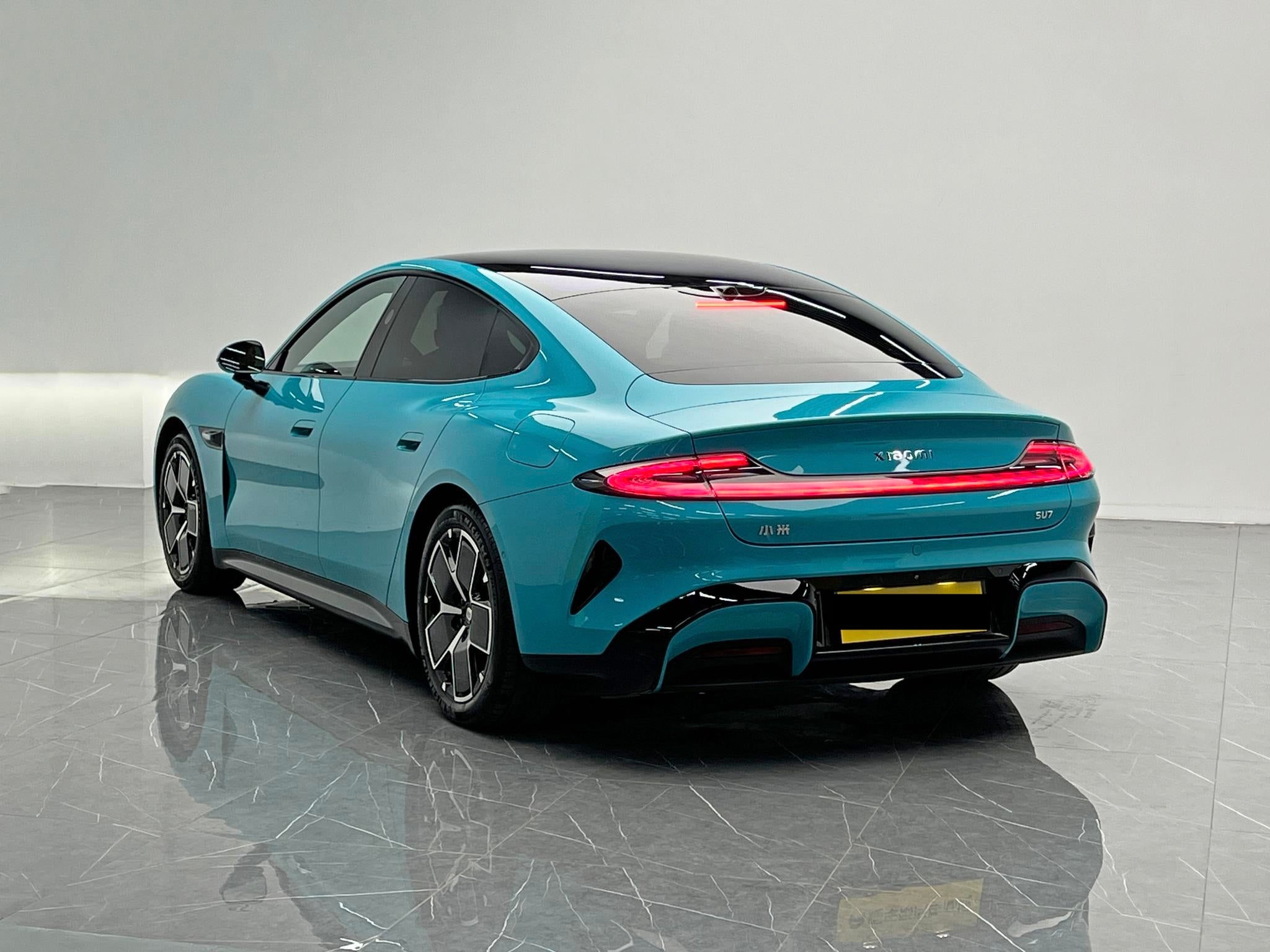 Xiaomi SU7 2024 Rear-Wheel Drive Standard Long-Range Edition