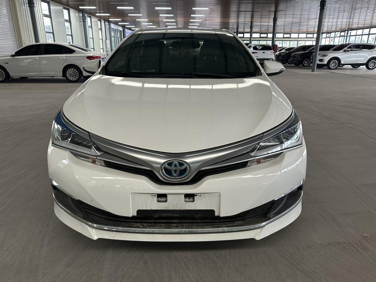 Corolla 2017 Facelift Dual Engine 1.8L E‑CVT Leading Edition
