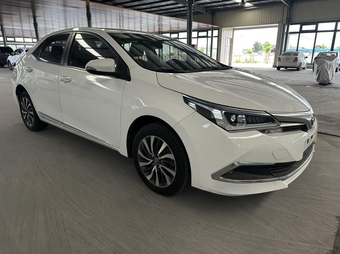 Corolla 2017 Facelift Dual Engine 1.8L E‑CVT Leading Edition