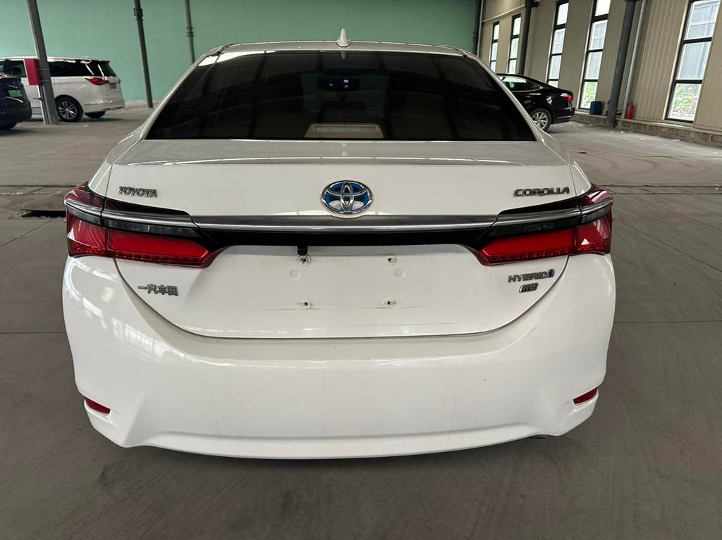 Corolla 2017 Facelift Dual Engine 1.8L E‑CVT Leading Edition