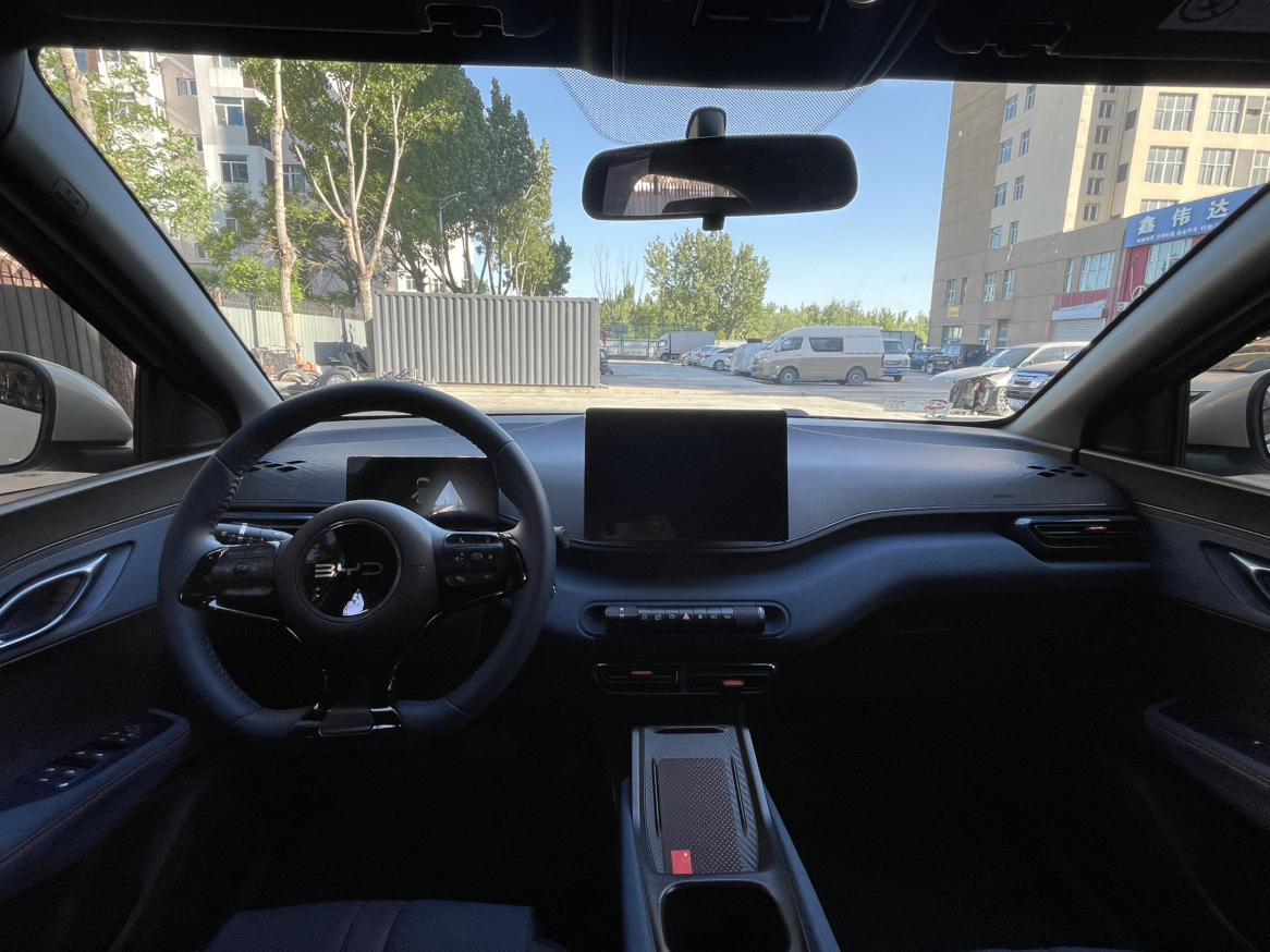 Seagull 2025 Model 305KM Freedom Edition