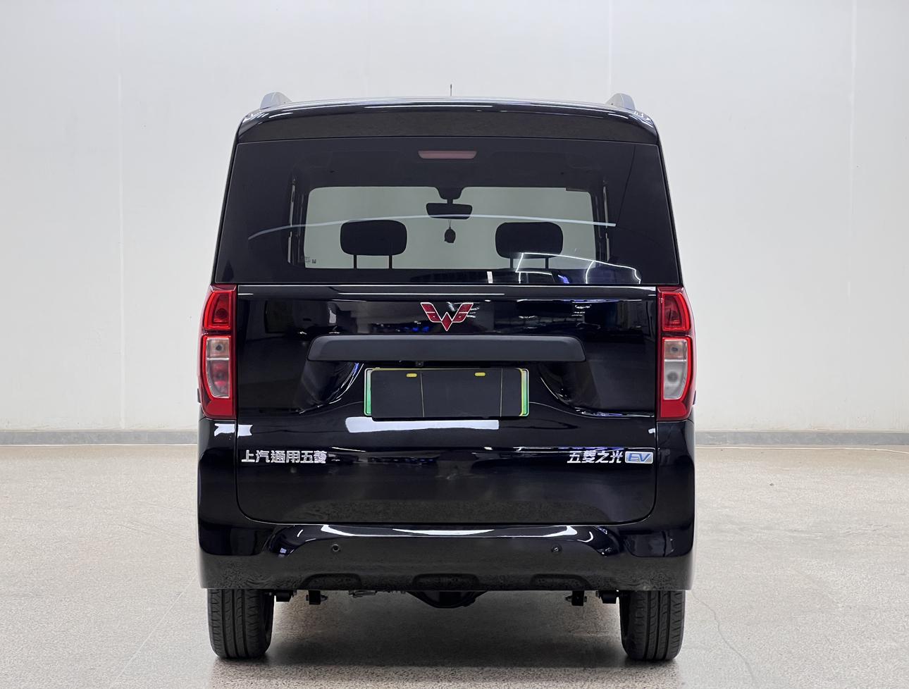 Wuling Zhiguang EV 2025 Model, Entry Version