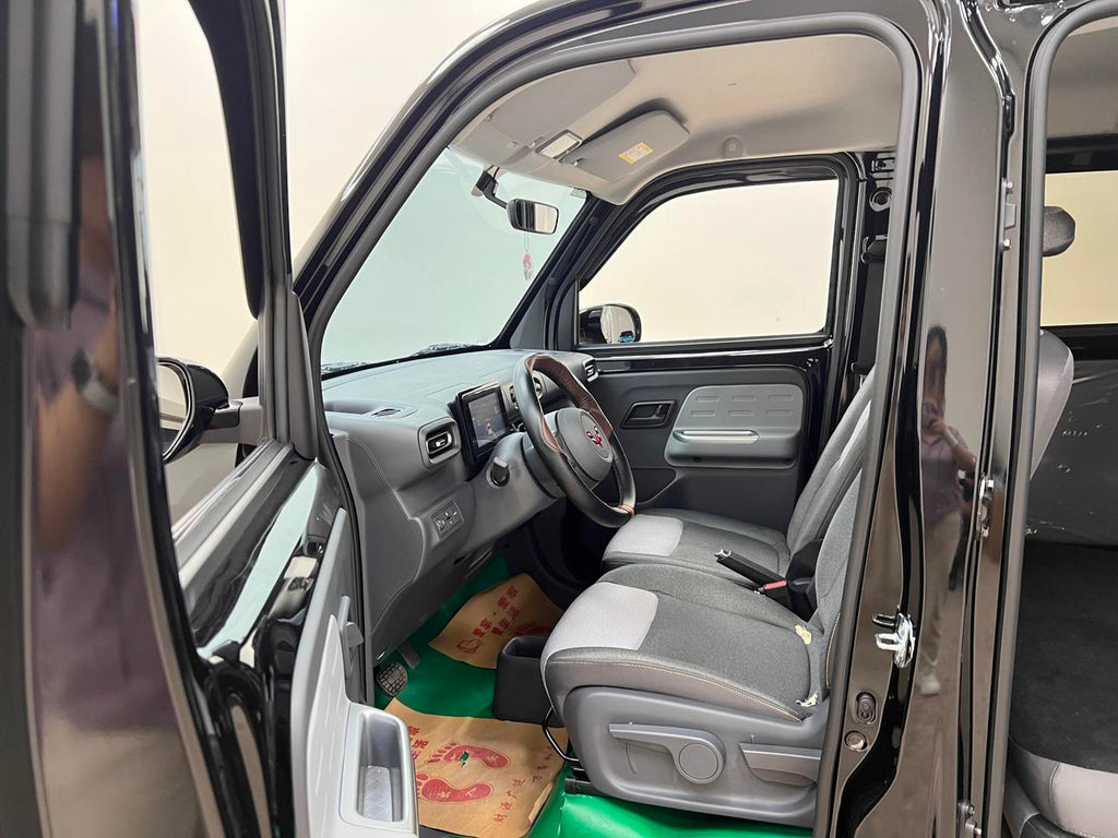 Wuling Zhiguang EV 2025 Model, Entry Version