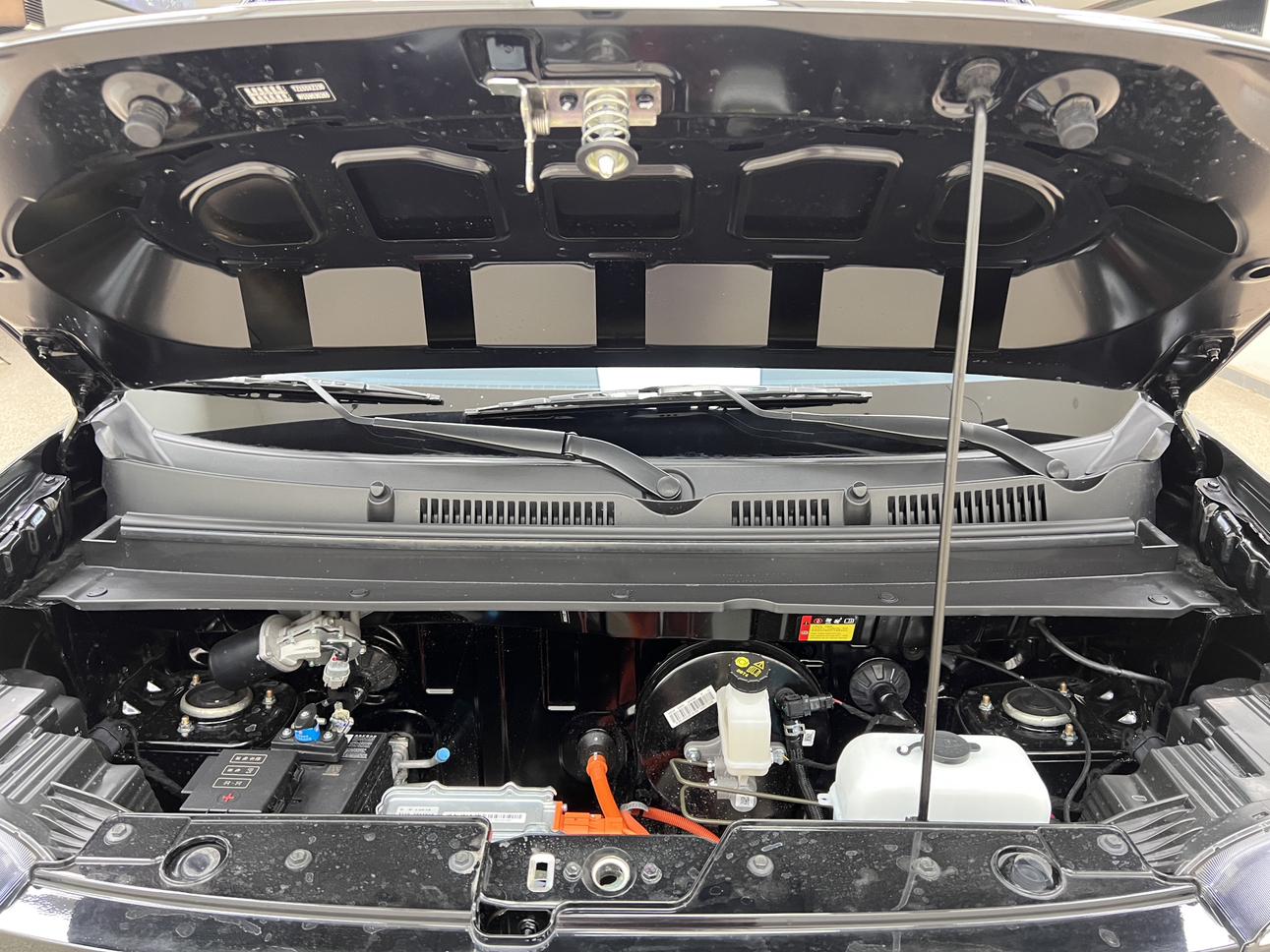 Wuling Zhiguang EV 2025 Model, Entry Version