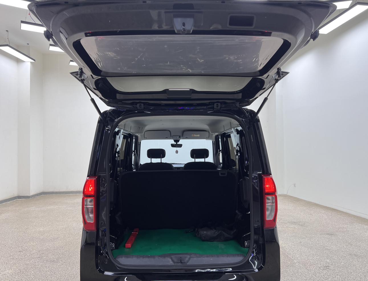 Wuling Zhiguang EV 2025 Model, Entry Version