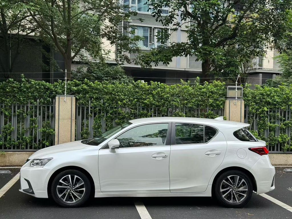 Lexus CT 2017 CT200h Elite Edition Single Color
