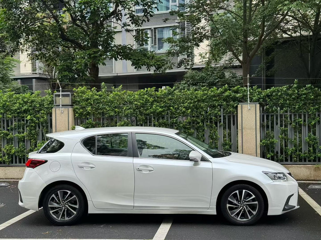 Lexus CT 2017 CT200h Elite Edition Single Color