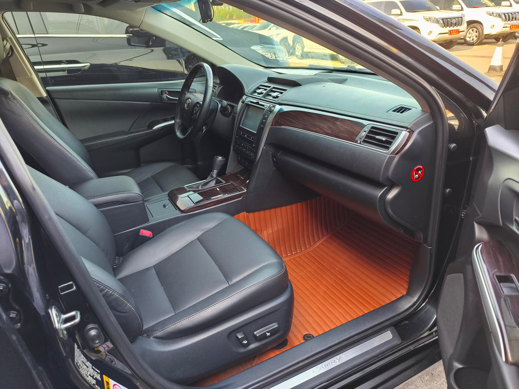 2018 Camry Dual Engine 2.5HG 10th Anniversary Luxury Navigation Edition
