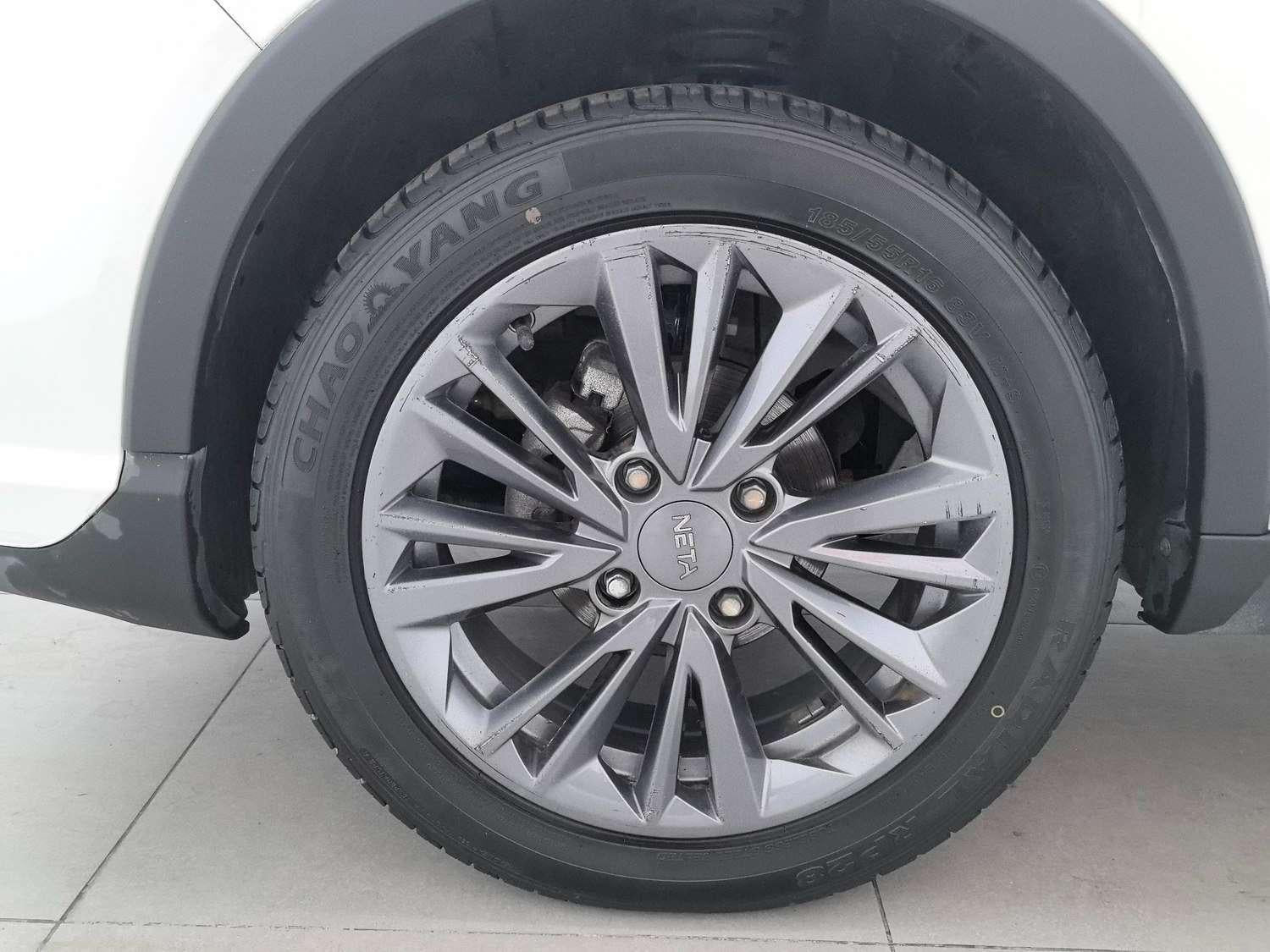 Neta V2 400Km