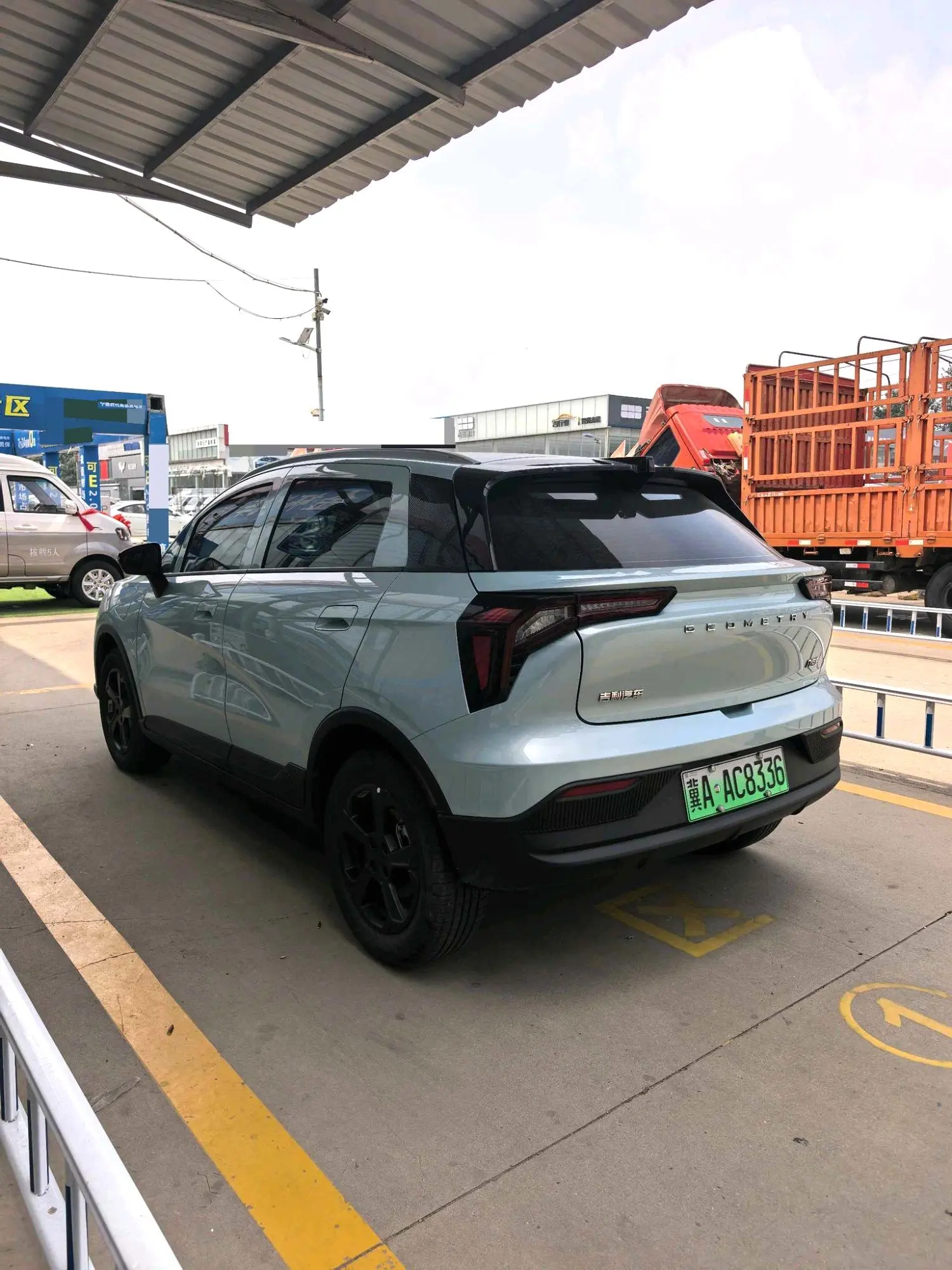 Geely Geometry E 2022 Model 320KM Cute Tiger 4-Seater Automatic Transmission