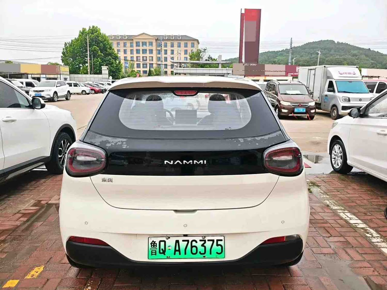 Nami 01, 330 Km range, only 10000km used, USD6900