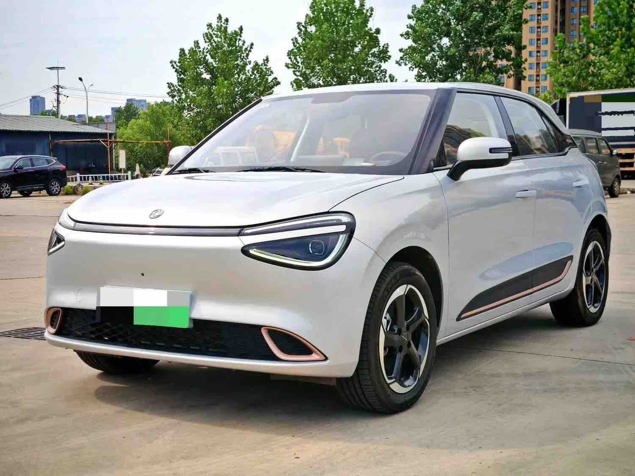 Dongfeng Nammi 01 2025 Front View